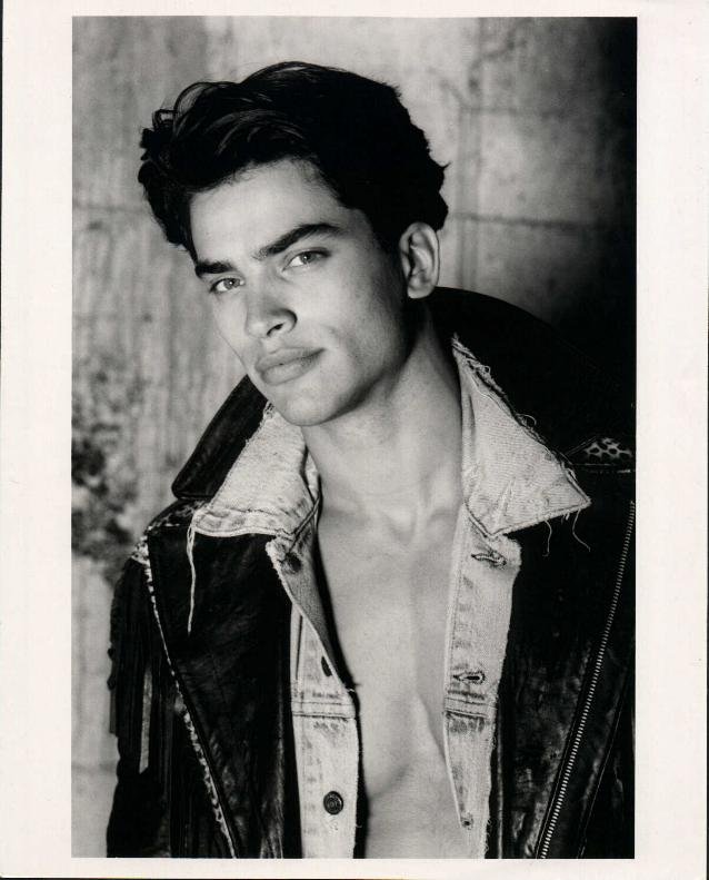 Uh, Overshare, Bro!: Jonathon Schaech Posts Video of His Proposal on Facebook schaech Celebs Photo Uh, Overshare, Bro!: Jonathon Schaech Posts Video of His Proposal on Facebook
