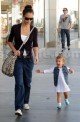 STARZLIFE PICS: Jessica Alba and Cash Warren and Honor and Containers 010310 SL Alba13 80x122 Celebs Photo STARZLIFE PICS: Jessica Alba and Cash Warren and Honor and Containers