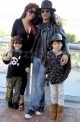 STARZLIFE PICS: Slash, Perla Hudson, London, and Cash 010710 SL Slash08 80x122 Celebs Photo STARZLIFE PICS: Slash, Perla Hudson, London, and Cash