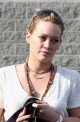STARZLIFE PICS: Hilary Duff Doffs Face Paint 011010 SL duff011 80x122 Celebs Photo STARZLIFE PICS: Hilary Duff Doffs Face Paint