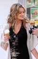 EXCLUSIVE!!! Kylie Bisuttis Ice Cream Date 011310 SL Kylie26 80x122 Celebs Photo EXCLUSIVE!!! Kylie Bisuttis Ice Cream Date
