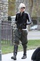 STARZLIFE PICS: Gavin, Gwen, Kingston, and Zuma 011510 SL Stefani27 80x122 Celebs Photo STARZLIFE PICS: Gavin, Gwen, Kingston, and Zuma
