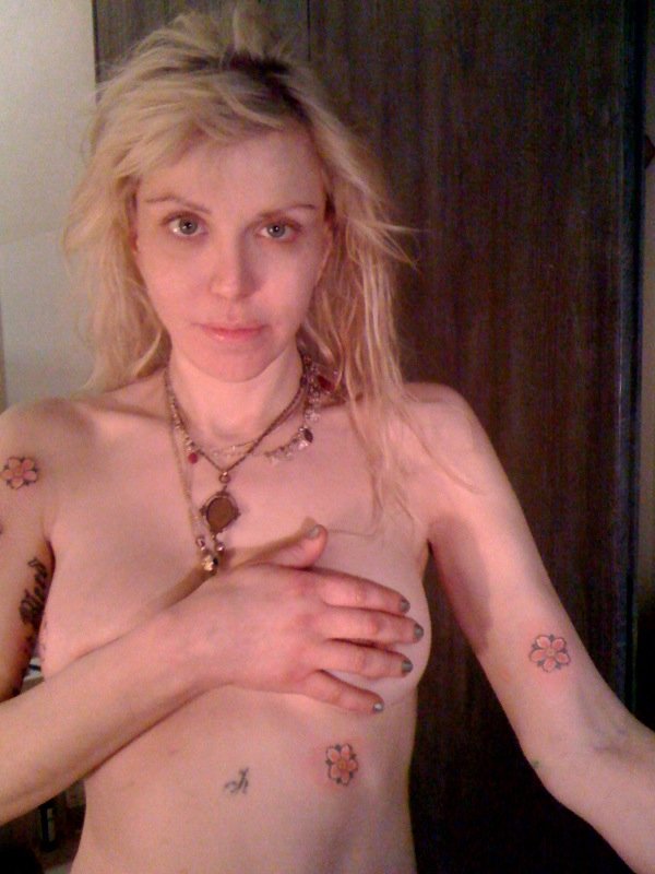 FOR THE COURTNEY LOVE OF GOD! icoks5 Celebs Photo FOR THE COURTNEY LOVE OF GOD!