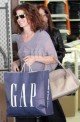 STARZLIFE PICS: Selma Blair, Jerry OConnell, Rebecca Romijn, Debra Messing @ Gap