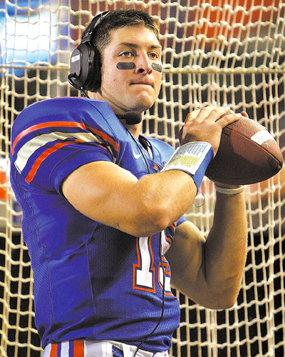 Making Fun of Tim Tebow is Funny Because Hes Stupid tim tebow swine flu photos Celebs Photo Making Fun of Tim Tebow is Funny Because Hes Stupid