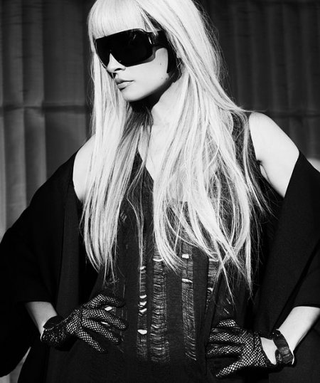 Nicole Richie Goes GAGA.