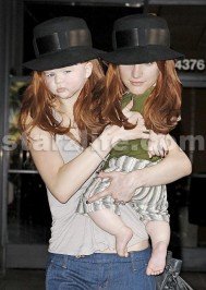 Ashlee Simpson: Ashlee and Big Bronx Hit the Streets of H.Wood