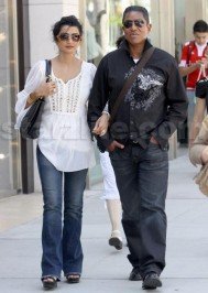Jermaine Jackson: Jermaine Jackson’s Star Un-Studded Tribute to Michael Jackson Looking Lamer Daily