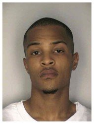 Rhianna: T.I. Wins Two BET Awards From Prison