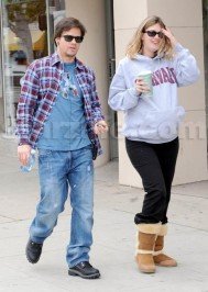 Mark Wahlberg: STARZLIFE PICS: Mark Wahlberg and Mrs. Mark Wahlberg
