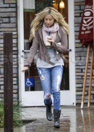 ashley tisdale: Tiz the Season