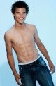 Taylor Lautner: Score Team Jacob! Taylor Lautner Lands Action Flick