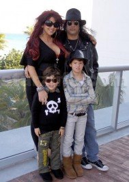 Slash: STARZLIFE PICS: Slash, Perla Hudson, London, and Cash