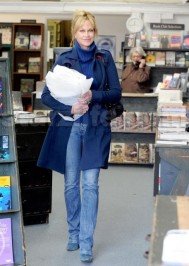 Melanie Griffith: EXCLUSIVE!!! Melanie Griffith; Here’s Bookin’ at You