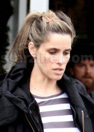 amanda peet: STARZLIFE PICS: Amanda Peet Didn’t Buy Anthing at Fred Segal