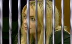 Celebrity Gossip and News: Lindsay Lohan: Lindsay Goes to Jail