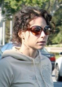 Minnie Looking like a HOT MESS!